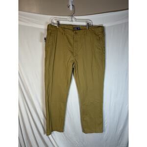 IZOD American Chino Pants Mens 38x29 Khaki Straight Fit Flat Front NWT Smooth